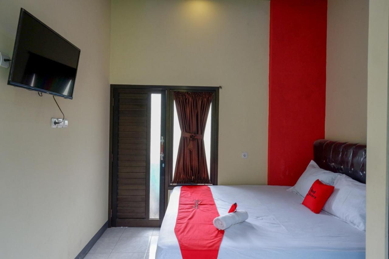 Reddoorz @ Gerbang Dieng Plateau Area Вонособо Экстерьер фото
