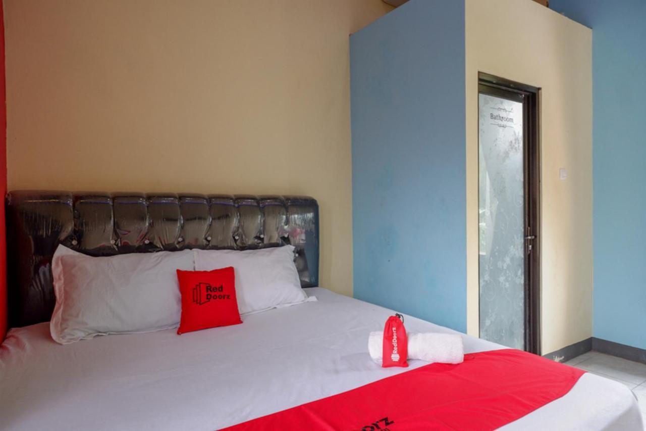 Reddoorz @ Gerbang Dieng Plateau Area Вонособо Экстерьер фото